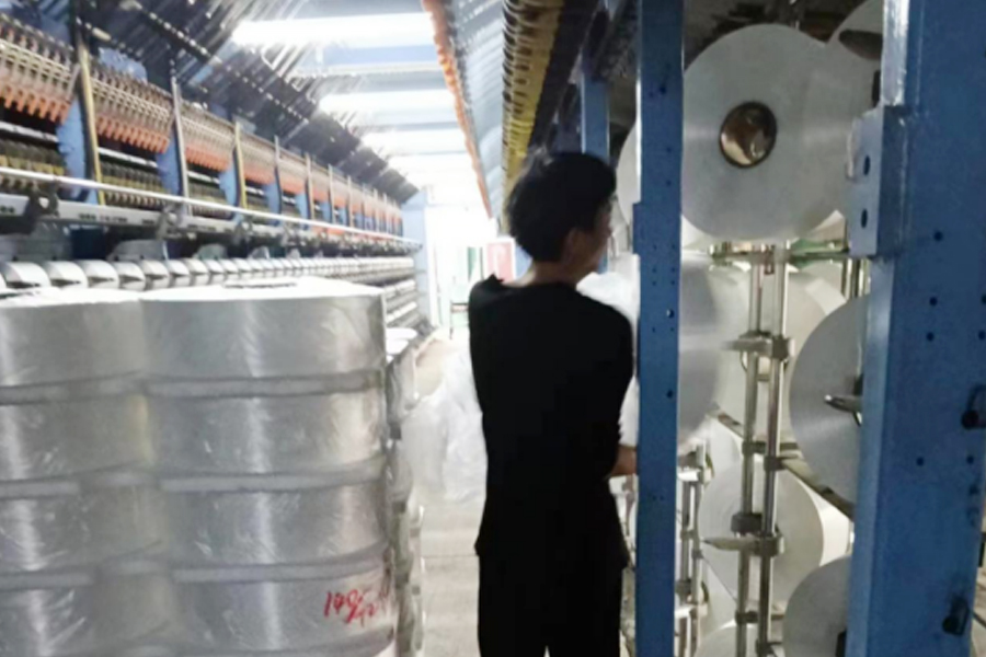 Limistéar crochta sreang táirgeachta DTY